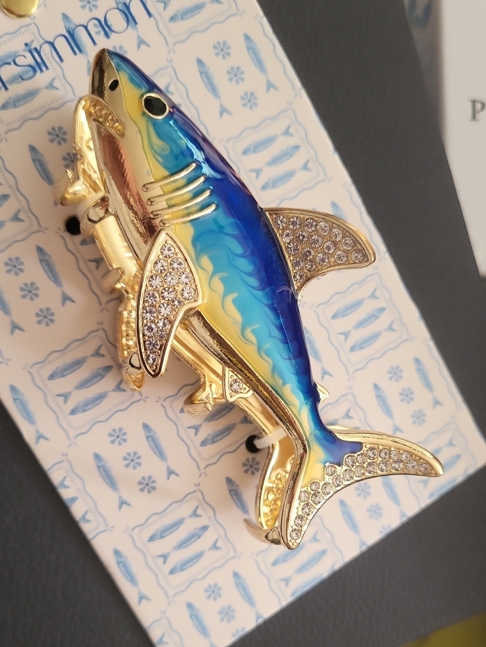 Gold and Blue Shark Hair Clip for Ocean Enthusiasts Li M